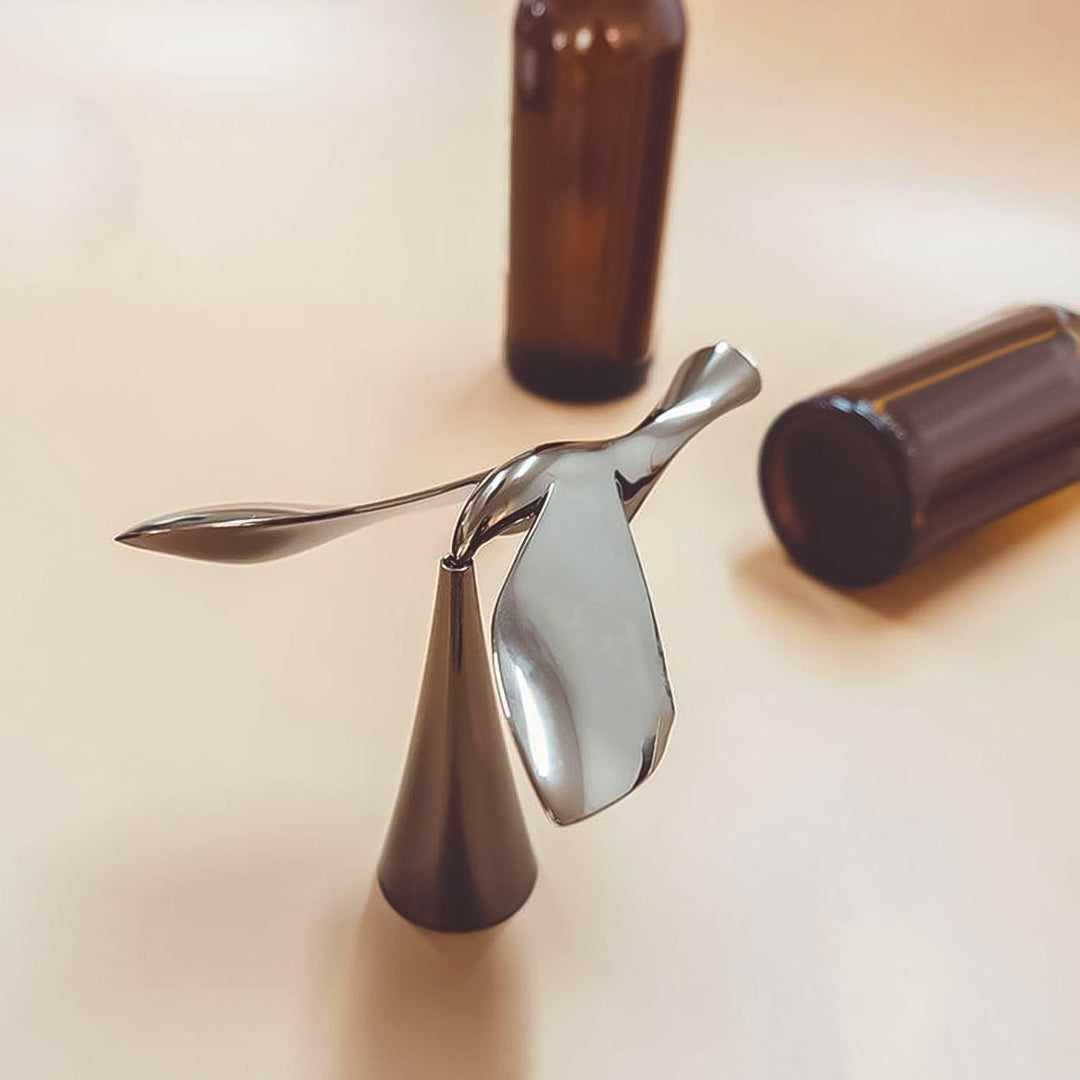 KLICKKART Manual Bottle Opener Bird Shaped Tumbler Balance Toy Also